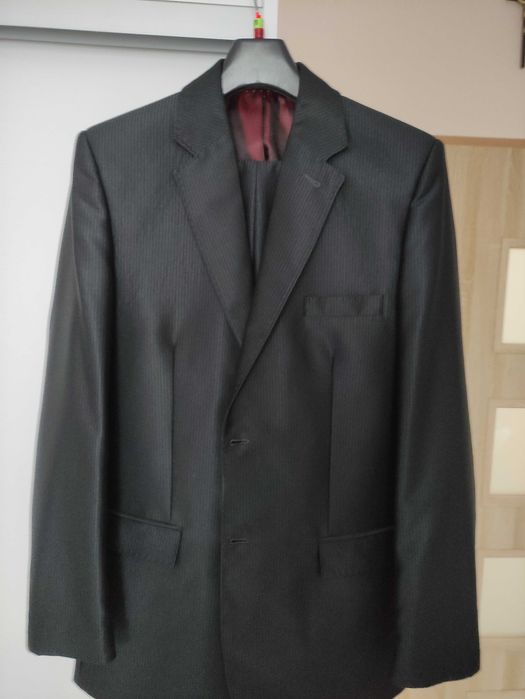 Garnitur męski młodzieżowy