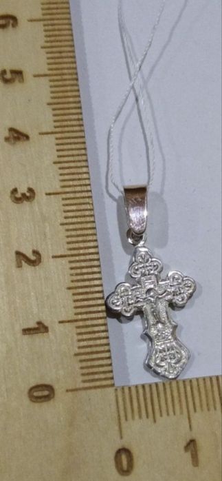 Срібний хрестик дитячий із шнурочком