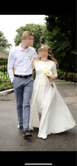 Весільна сукня (колір слонової кістки)