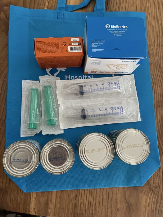 Dermoscent Essencial 6 + Enterochronic + comida hipoalergica