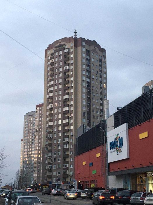 Подобово. Троещина. Дизайнерская VIP квартира ул. Лаврухина. ТРЦ " Рай