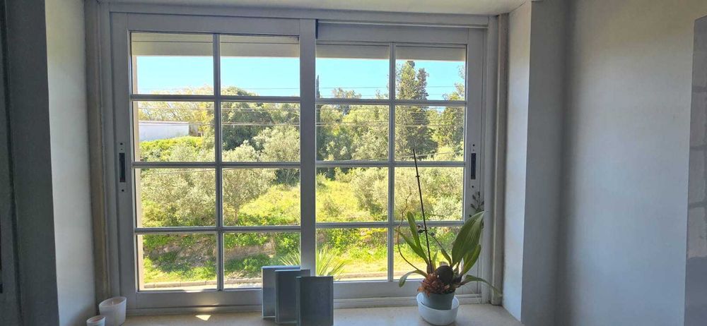 Vendo janelas usadas em bom estado (vidro duplo) diversas dimensões