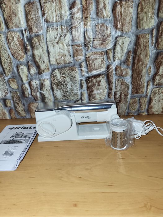 Tarka elektryczna do sera Ariete 44 Grati metalowa