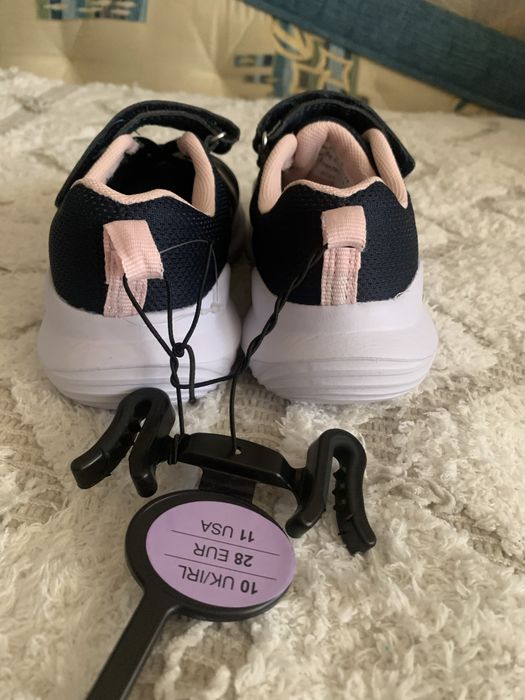 Кросівки дитячі 28 р