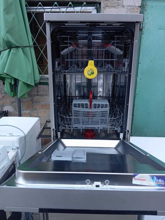 Zmywarka wolnostojąca 45 Sharp