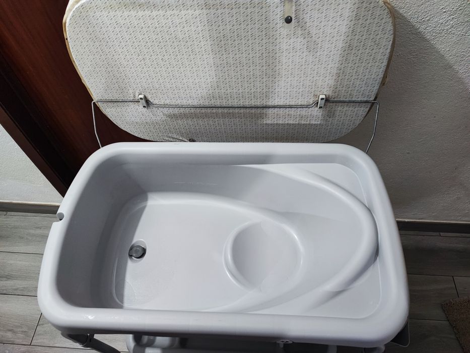 Banheira com trocador Chicco