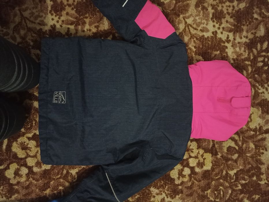 Продам зимову куртку