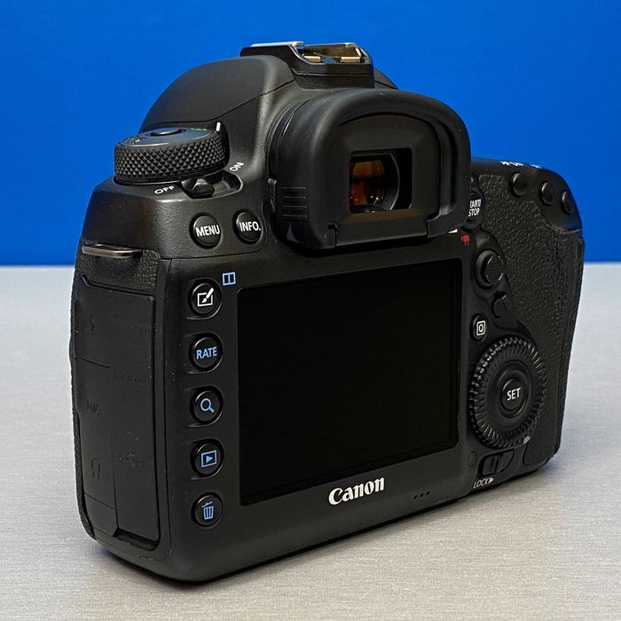 Canon EOS 5D Mark IV (Corpo) - 30.4MP