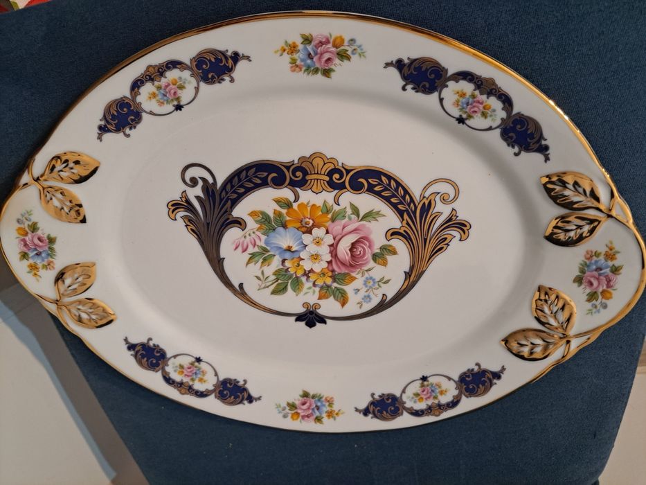 Terrina e prato em porcelana