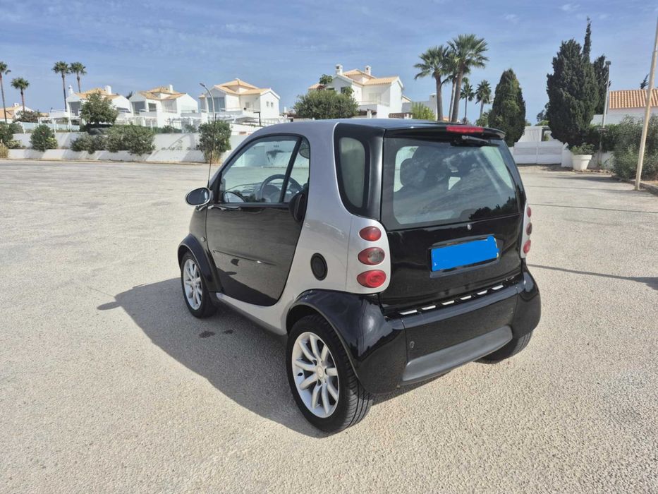 Vendo SMART FORTWO COUPÉ em Excelente estado de Conservação