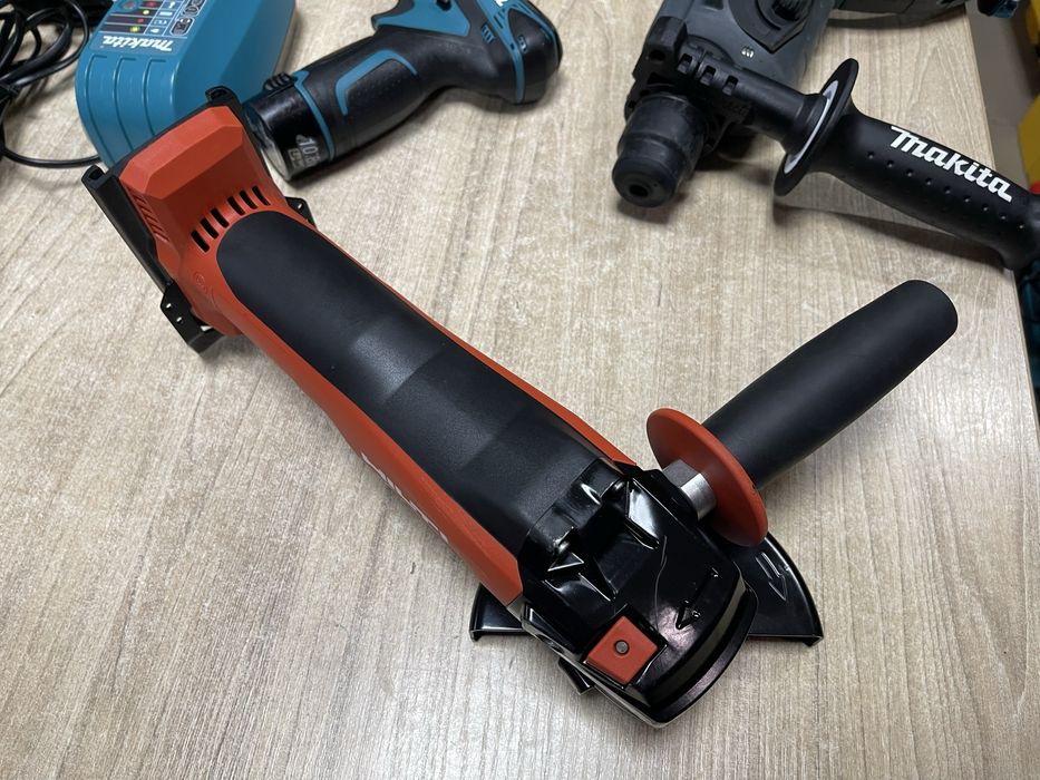 Hilti AG 5D-22 Nuron / безщіткова болгарка Хілті Нурон