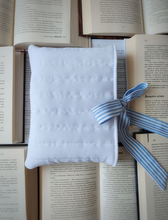 М'який чохол для книги (або планшету)