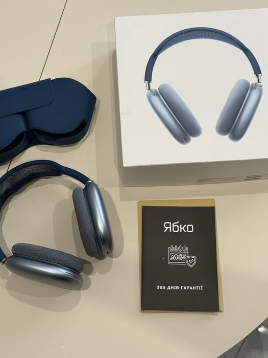 AirPods Max 2024 Blue