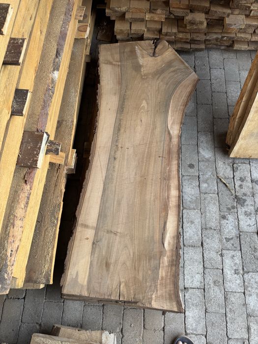 Продам слебы доска необрезная дуб, ясень, орех, акация