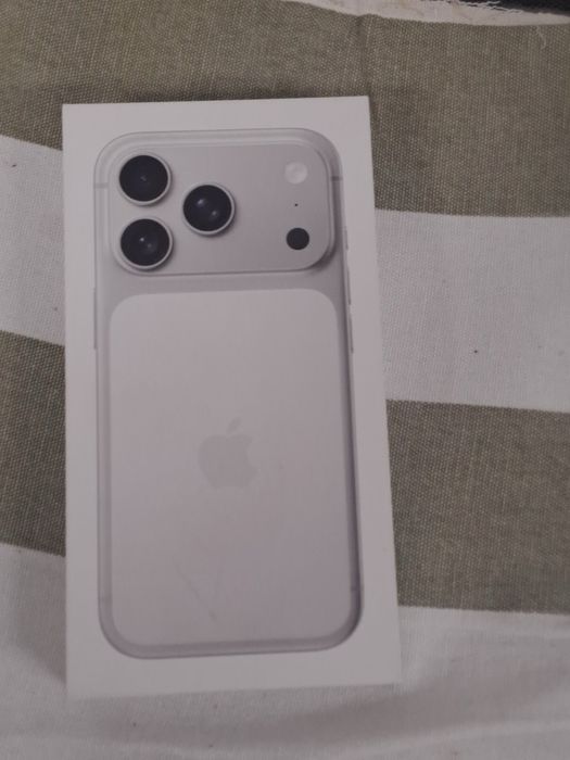 iPhone 17 Pro 256gb silver