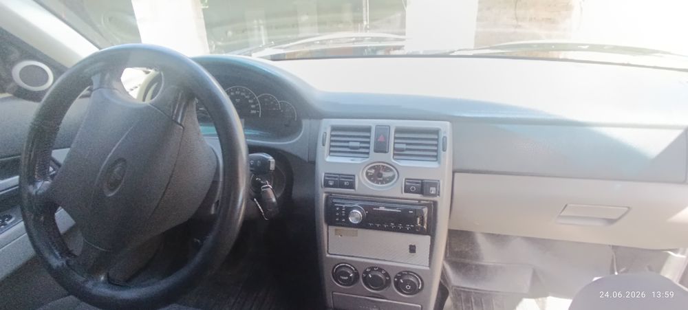 Продам пріора 2172 хетчбек  2008