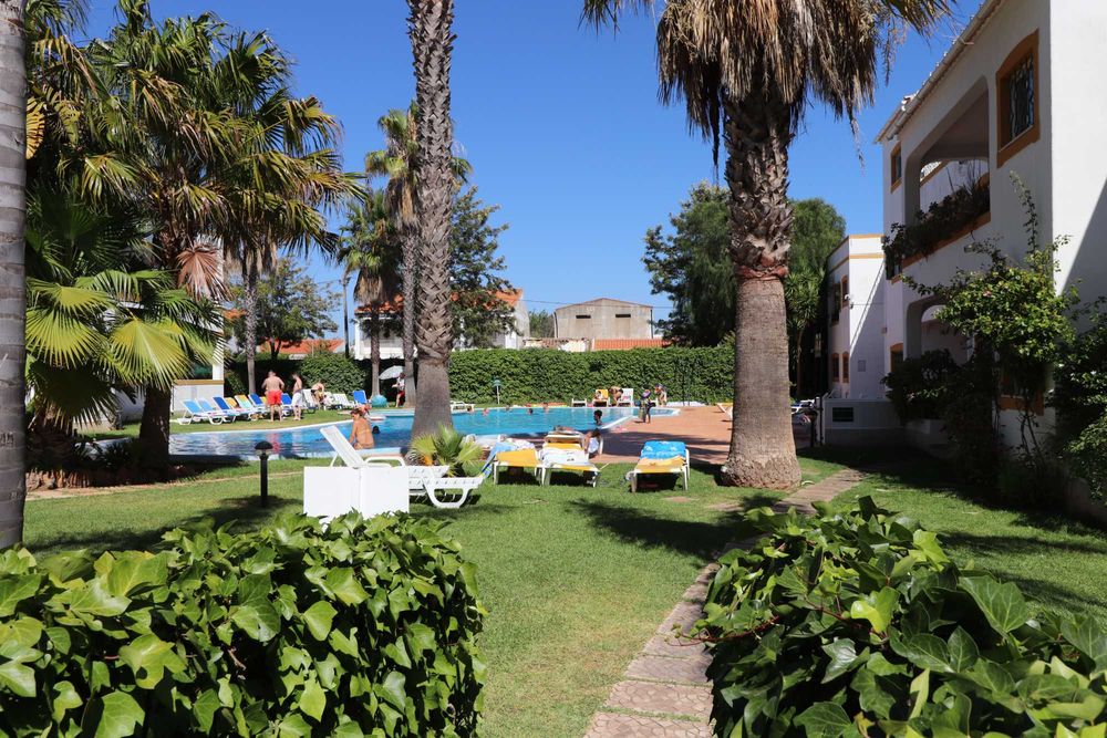 Excelentes apartamentos, T1 para 2-4 pessoas, Piscina, Ferreiras-ALBUFEIRA