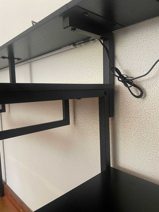 Secretária Gaming como nova (1 mês de uso)