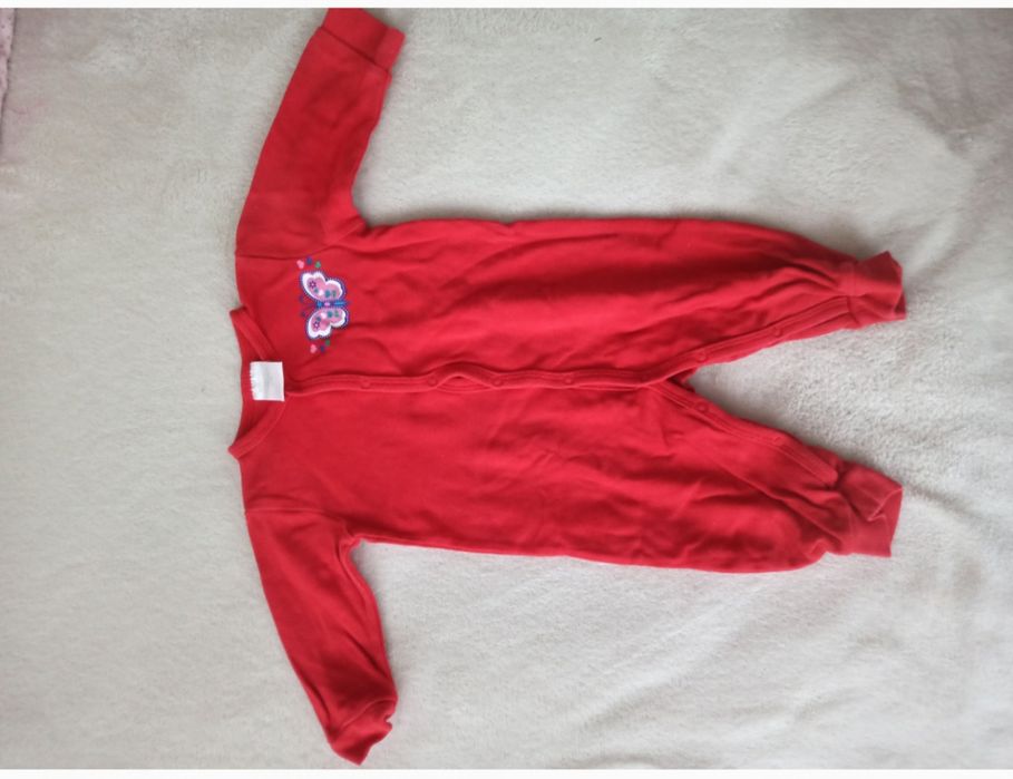 Zestaw pajacyki dla niemowląt/ śpiochy dla dziewczynek/ ubranka