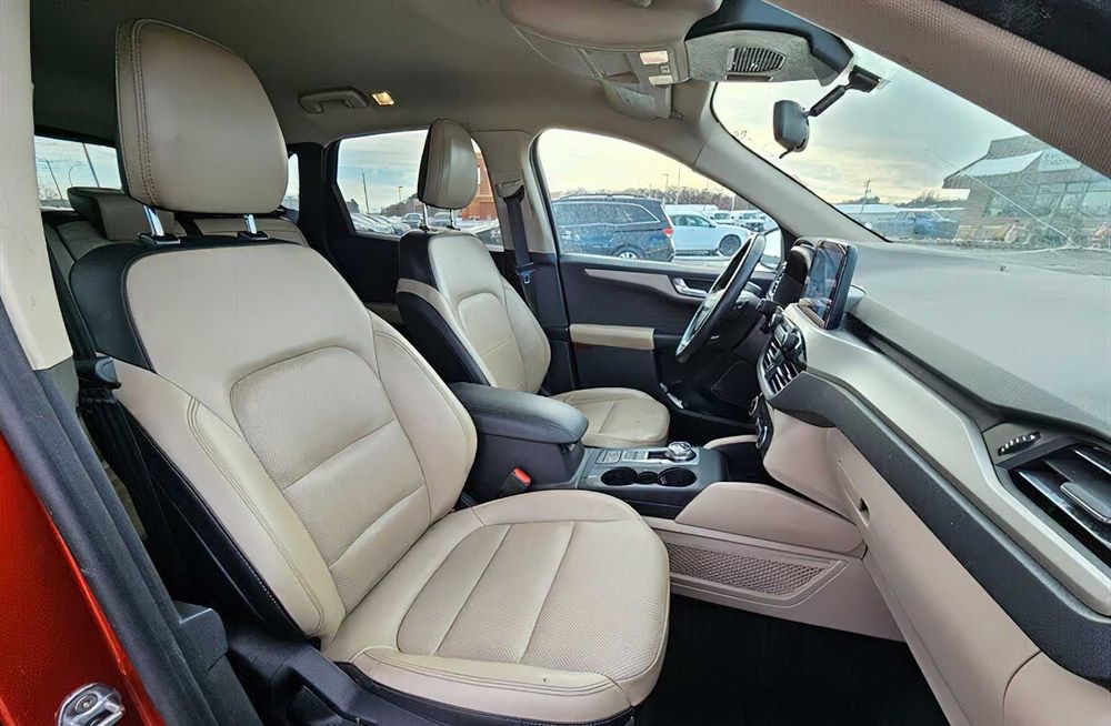 Ford Escape SEL      2020