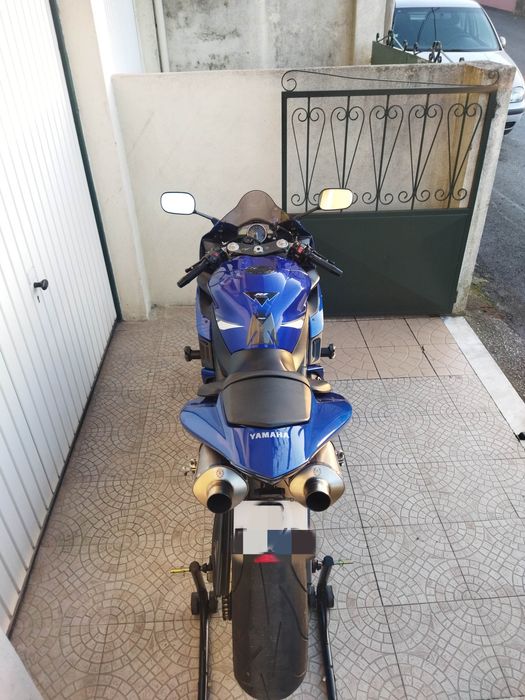 Yamaha R1 super desportiva em muito bom estado,garagem, analiso retoma
