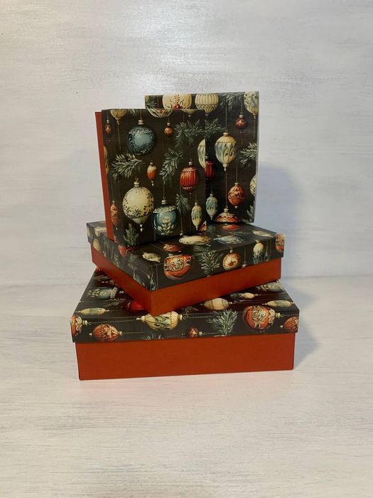 Подарункова коробка