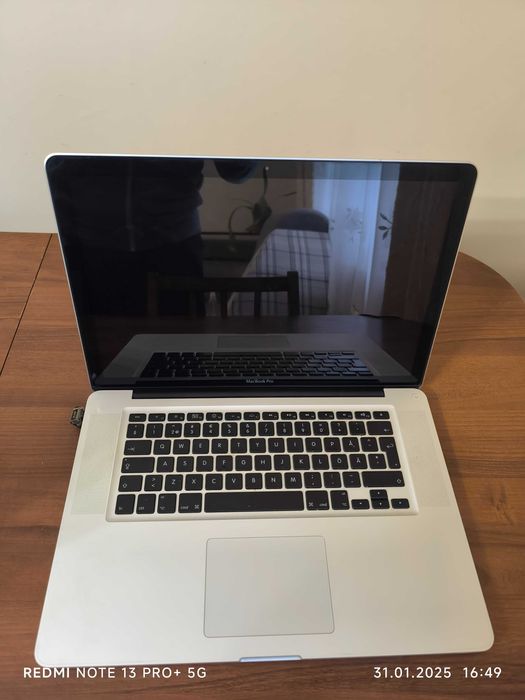 Ноутбуки Apple MacBook A1278 13,3" - A1286 15,4"