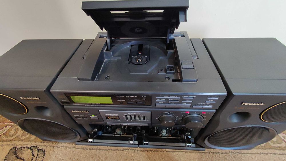 Магнитофон Panasonic RX DT680