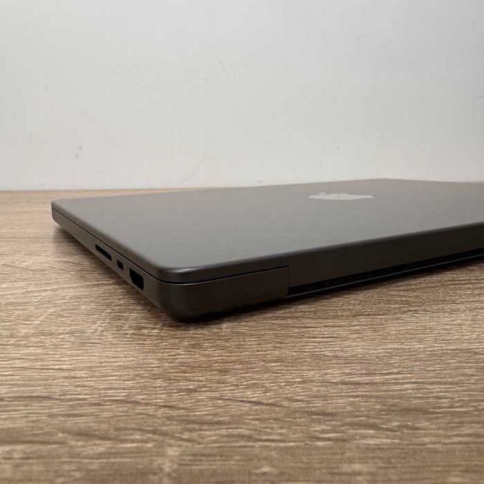 Macbook Pro 14" Late 2023 M3 Pro / 36Gb / SSD 512Gb акб:100% (код:M1431)