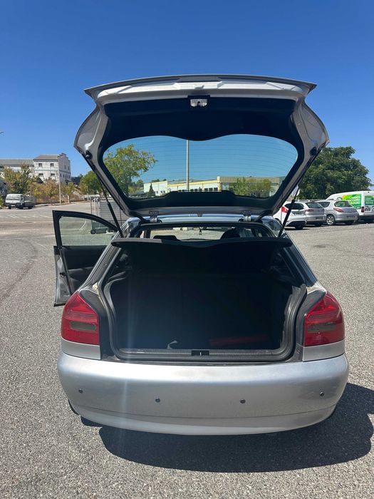AUDI A3 1.6 2000