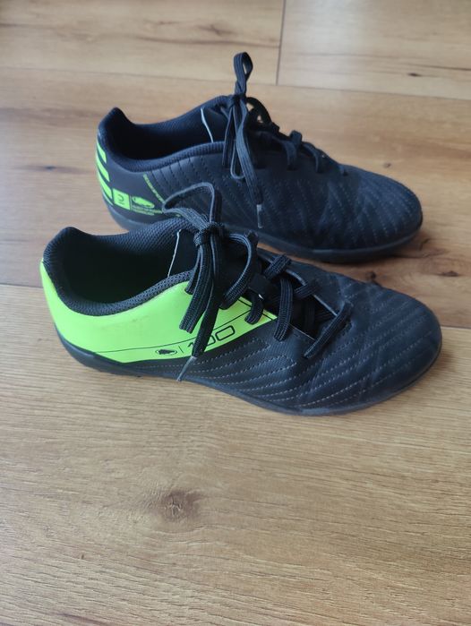 Buty piłkarskie, korki, Kipsta rozmiar 35