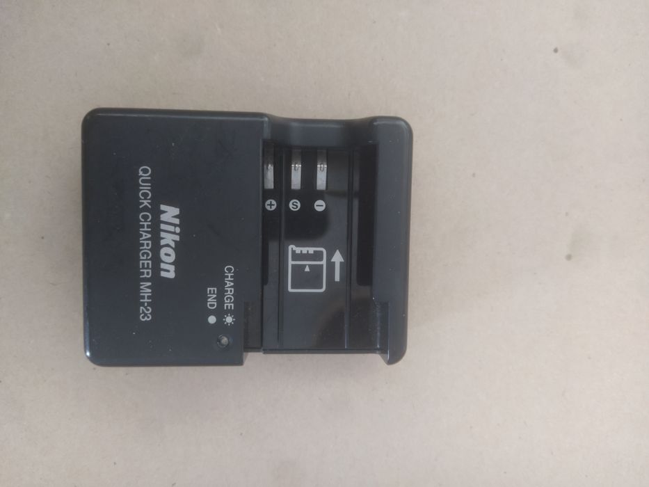 Nikon D40 Digital Camera64752024264323124