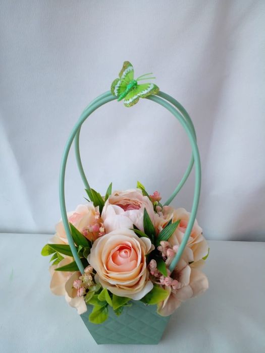 Kompozycja kwiatowa w torebce