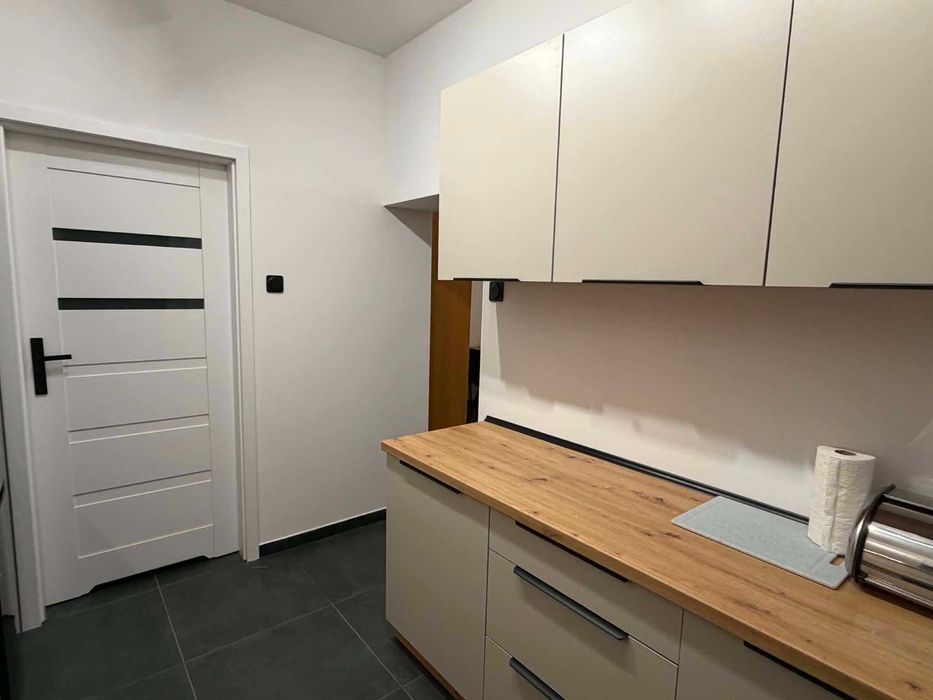 *Mieszkanie 44 m² – 2 pokoje, osobna kuchnia, po generalnym remoncie | Łódź, ul. Fabryczna 22