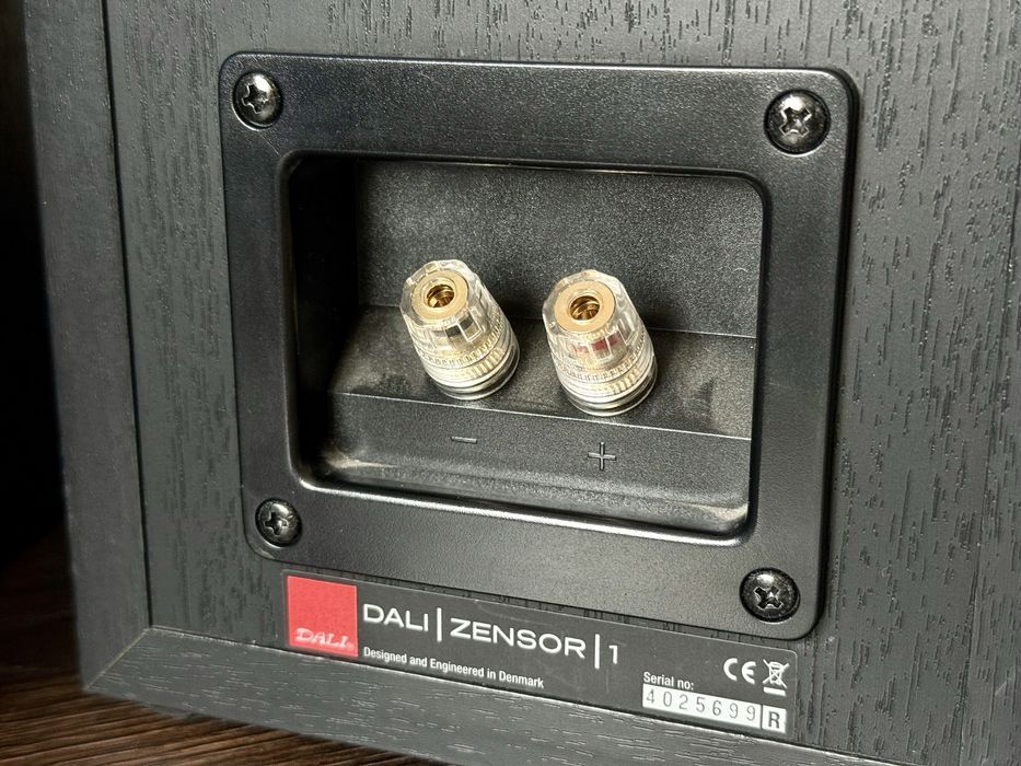 Полична акустика  DALI Zenzor 1
