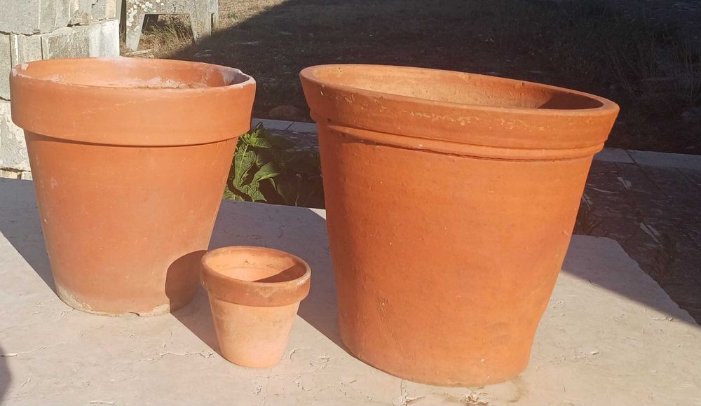 Vasos Barro e Plástico