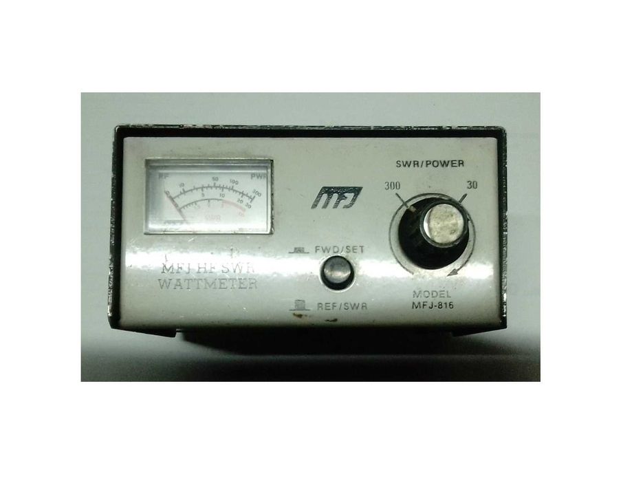 Medidor de estacionárias em antenas CB e potência de emissão MFJ-816