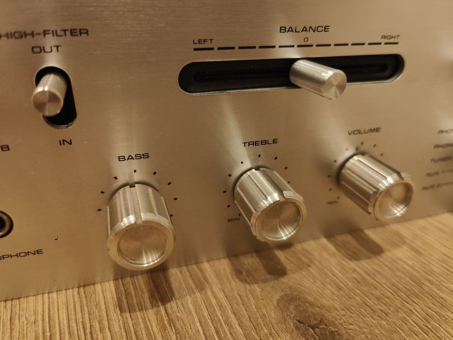 Wzmacniacz vintage Sanyo DCA 1400