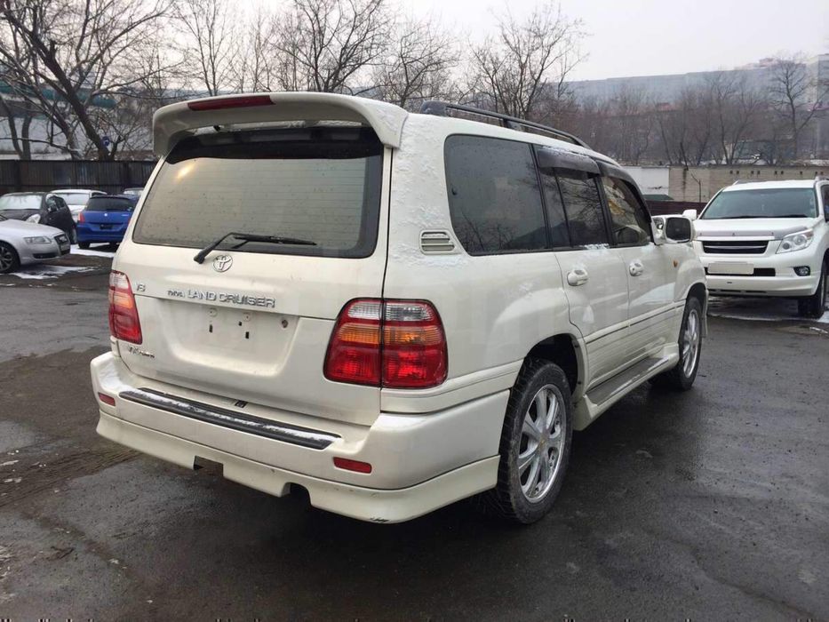 Спойлер Lexus LX 470 / Toyota Land Cruiser 100 105 Тойота Лэнд Крузер