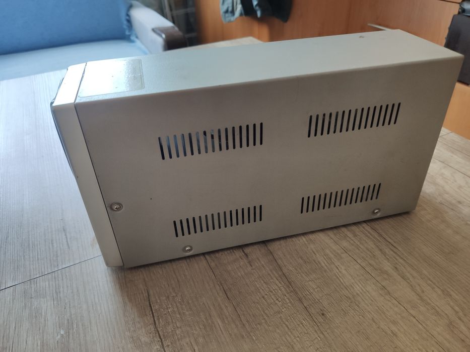 UPS FI Lupis 700 LCD USB 600W do komputera i nie tylko
