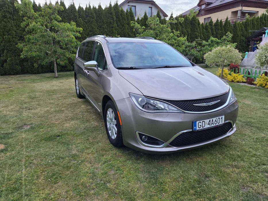 Chrysler Pacifica Chrysler Pacyfica 2017 Limited LPG Monitory Odkurzacz