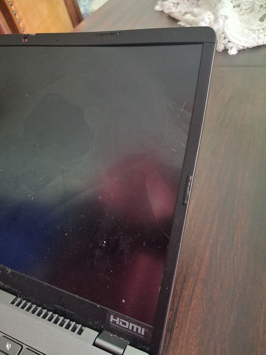 Acer Chromebook Plus – Funciona – Tela quebrada