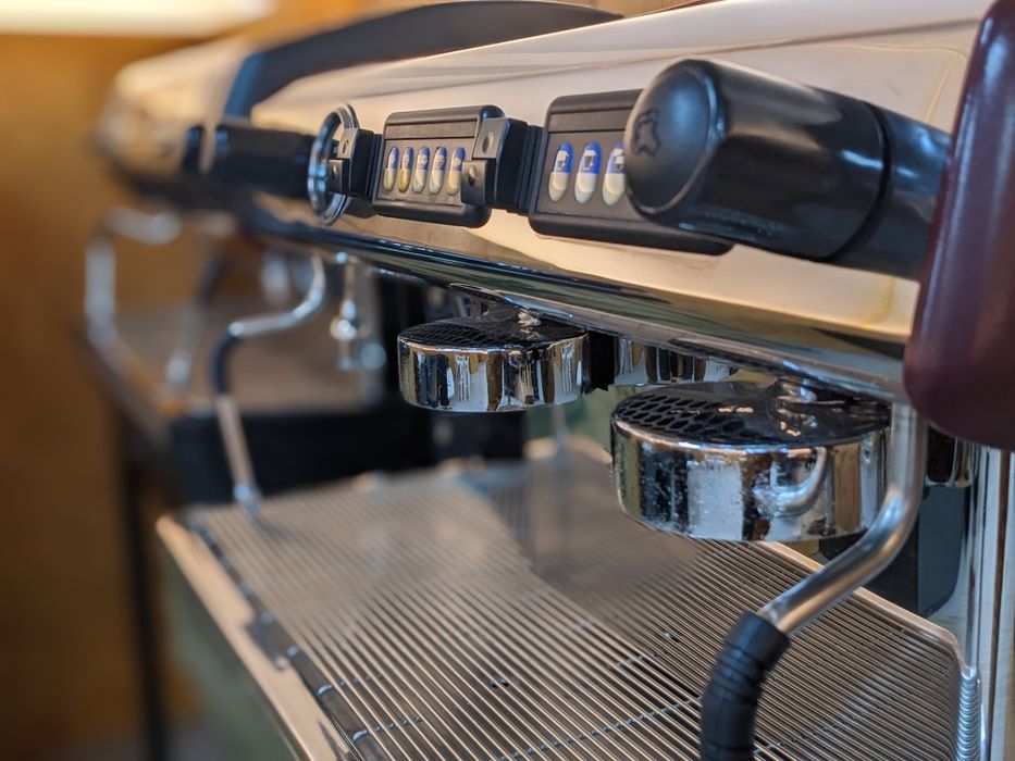 професійна кавововарка Expobar Megacrem