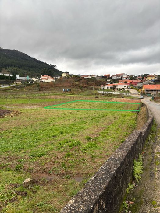 Terreno 600M2 urbanizável