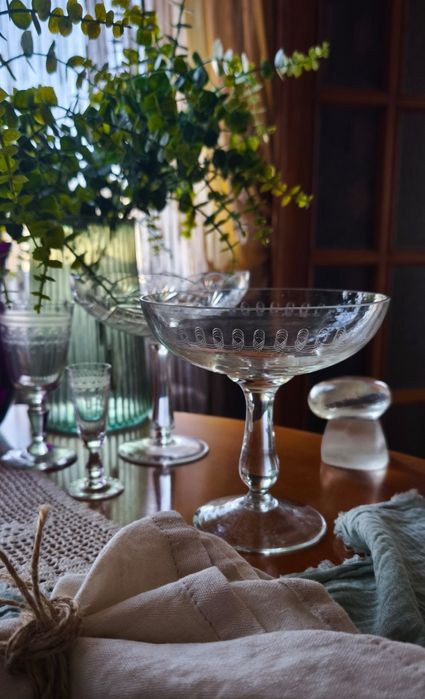 Ваза на ножке сахарница цукорниця конфетница старинное стекло Мальцов