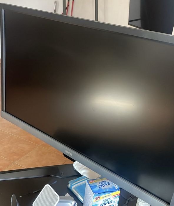 Monitor semi novo benq 4k 28 polegadas