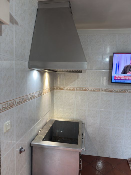 Fogão lenha com chapéu de chaminé INOX