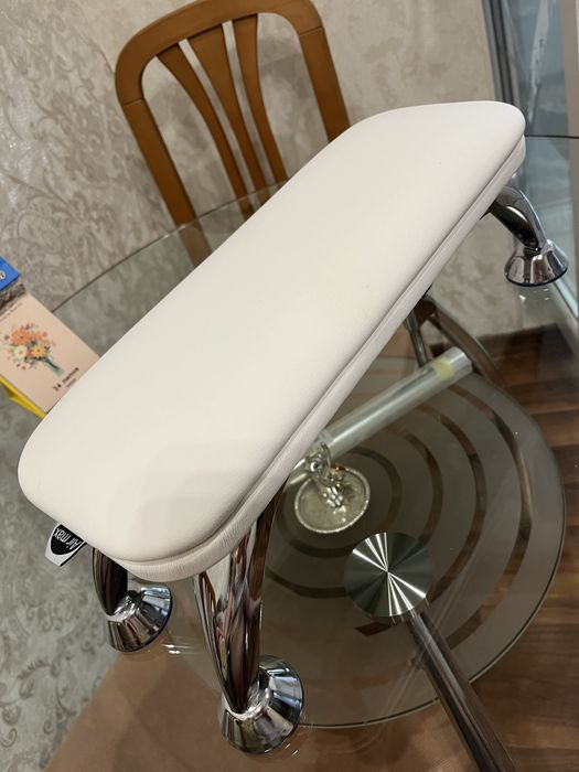 Продам лампу,витяжку для манікюру