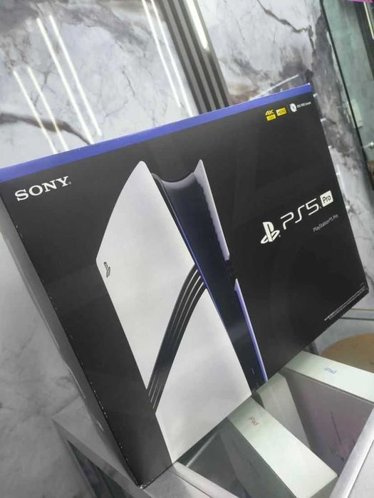 Ps5 pro 2TB com dois comandos