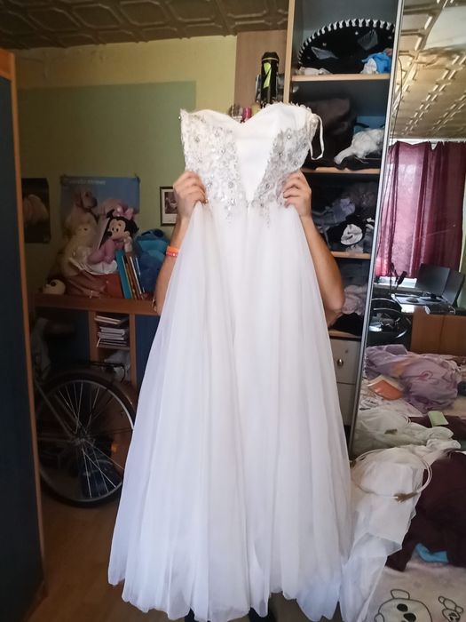 Suknia ślubna w bardzo dobrym stanie